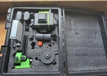 Poziomica laserowa 3 płaszczyzny
