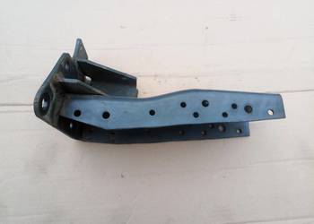 RAMIE WSPORNIK PRAWY PRZÓD MERCEDES A 9305201533