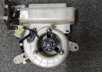 Nagrzewnica Toyota Avensis Verso