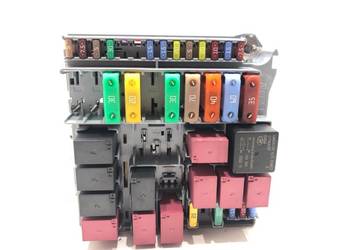 SKRZYNKA BEZPIECZNIKÓW FIAT 500 Hatchback 1.0 69KM MODUŁ