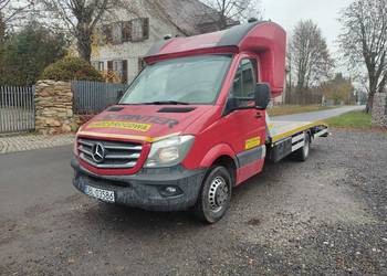 Auto laweta niski przebieg C kat