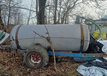 Beczkowóz 4000litrow Beczkowóz 4000litrow