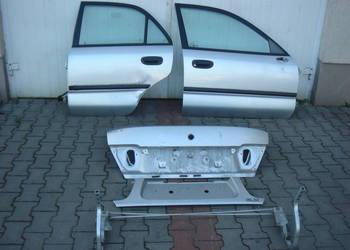 MITSUBISHI CARISMA 1998 KLAPA TYŁ DRZWI PRZÓD PRAWE