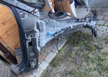 Słupek ćwiartka zawiasy prawy przód  Toyota chr