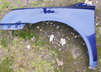 Błotnik przedni lewy TOYOTA AVENSIS T25 lift