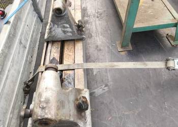 Przyrząd kłowy kontrolny do pomiaru bicia wałów MRS o dł. 1300mm Przyrząd kłowy kontrolny do pomiaru bicia wałów MRS o dł. 1300mm