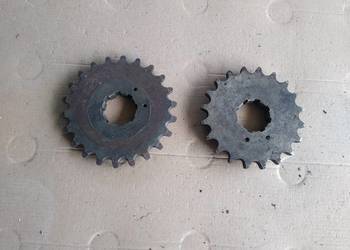 Junak m10 m07 zębatki przednie
