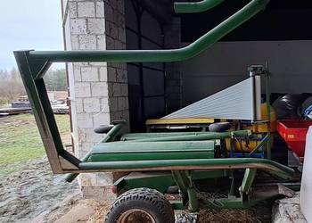 Owijarka samozaładowcza