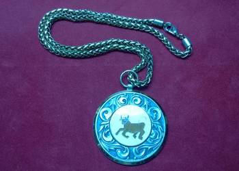 łańcuszek z wisiorkiem, znak zodiaku BYK
