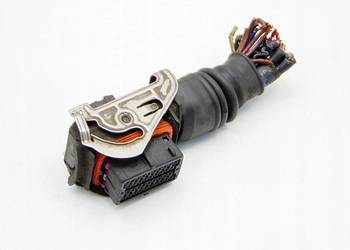WTYCZKA STEROWNIK SILNIKA CORSA B 1.0 12V 1.2 16V