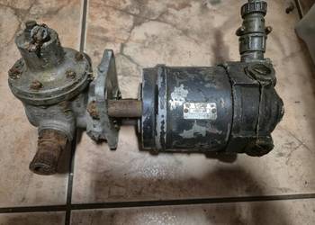 Stara pompa hydrauliczna