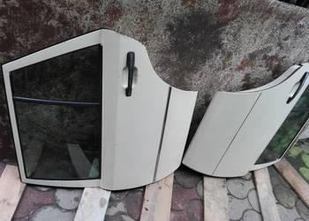 Mercedes W124 drzwi tył prawe lewe kombi 124 taxi