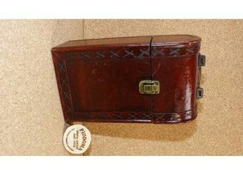 Drewniany Kuferek Kolonialny Vintage | Szkatułka z Przegródkami | Styl Pira