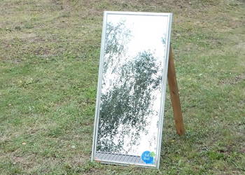 Duże lustro ścienne w ozdobnej ramie 110x50 cm z uchwytami