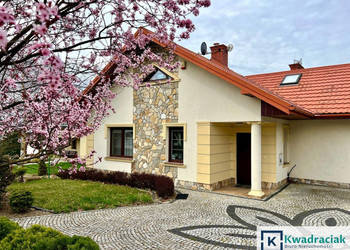 Sprzedaż domu wolnostojącego 240m2 Brzostek