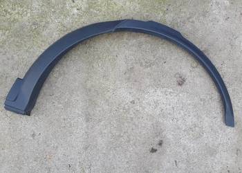 LAND ROVER DISCOVERY LISTWA BŁOTNIKA LEWA TYŁ HY32-290E23-AD