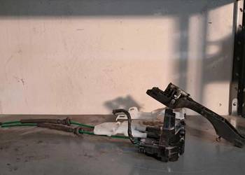 HYUNDAI I30 I LIFT Zamek drzwi przód lewy 6 PIN EU 81310-2L02