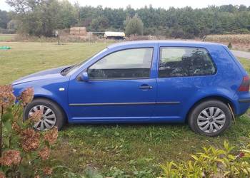 sprzedam golfa 4 w dobrym stanie od osoby starszej