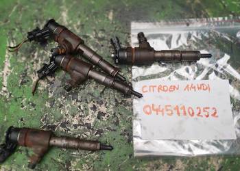 PEUGEOT 206 CITROEN C3  1,4hdi 8HZ wtrysk 0445110252