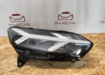 Lampa Prawy Przód Dacia Sandero III 260107978R