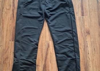 nowe czarne spodnie dresowe rozmiar XS brak metki