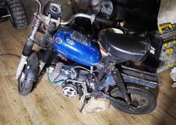Motorynka plus masę nowych części