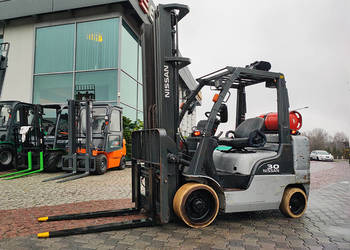 wózek widłowy Nissan MCUG1F2F30LU 3 tony LPG triplex 6 m