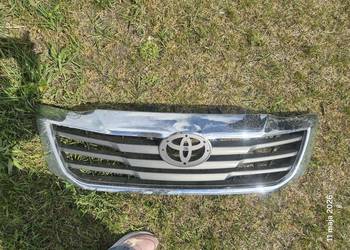 ATRAPA GRILL 53111-0K480 TOYOTA HILUX 7 VII LIFT 05-15