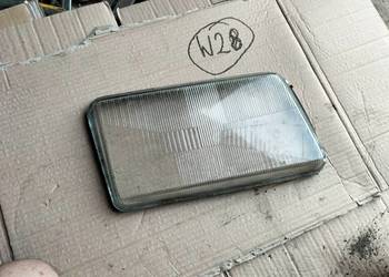 AUDI 80 B4 80B4 KLOSZ  LAMPY PRAWEJ BOSCH
