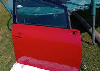 Drzwi toyota Auris kolor 3j6 bardzo dobry stan