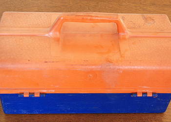 Skrzynka narzędziowa walizka do sprzętu wędkarskiego 32x20x16