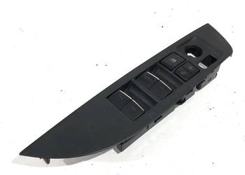 PRZEŁĄCZNIK SZYB TOYOTA COROLLA E21 84040-02160 Kombi WŁĄCZNIK