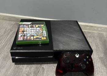 Xbox one 500GB z padem i Gta V