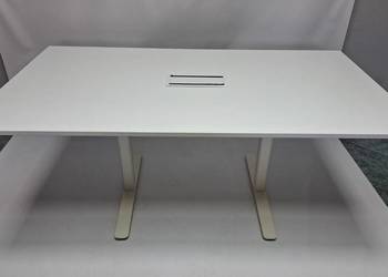 Stół konferencyjny Kinnarps 180x100 biały