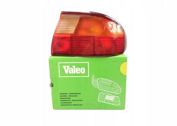 LAMPA PRAWY TYŁ VALEO FORD MONDEO I 94-96 SEDAN