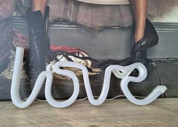 ozdobna lampka /  napis 'love'