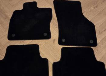 Welurowe dywaniki vw passat b8