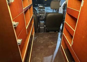 Zabudowa regały półki Renault Kangoo II 2016r