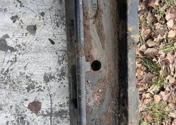 Obciaznik zaczep przedni CNH wsparcie balastu