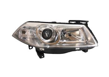 RENAULT MEGANE II 06.2006-10.2008 LIFT Reflektor przedni prawy H1 H7