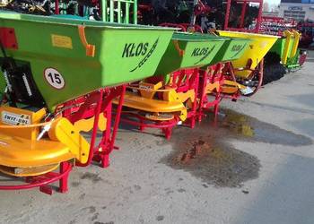 Rozsiewacz nawozów KŁOS 800kg dwutarczowy w Rad-Masz Opoczno