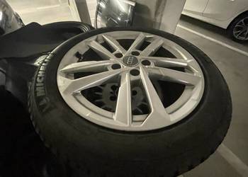 koło audi Q3 z oponą zimową michelin 17"