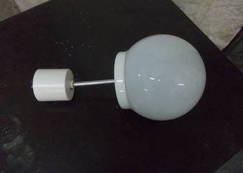 Lampa wisząca – kula szklana