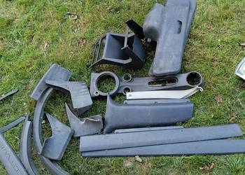 Rover 25 streetwise zestaw plastików nadkola chlapacze środek