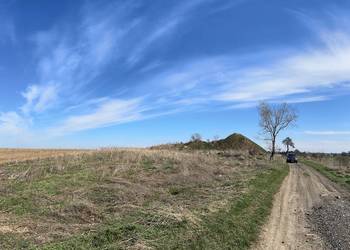 Działka w rozwijającej się okolicy