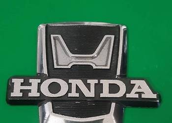 Emblemat honda civic 1971r.