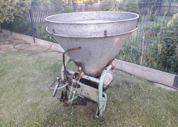 Rozsiewacz Lejek metalowy