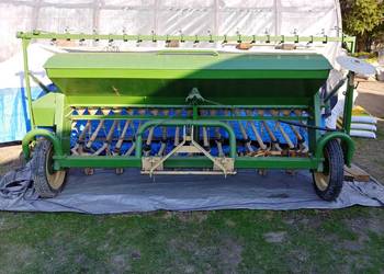 Siewnik zbożowy Amazone D4