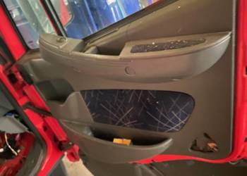 Tapicerka Drzwi Stralis Trakker Prawa Lewa Tapicerka Drzwi Stralis Trakker Prawa Lewa