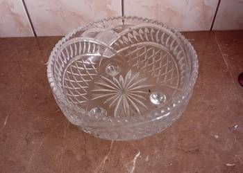 Misa szklana na owoce